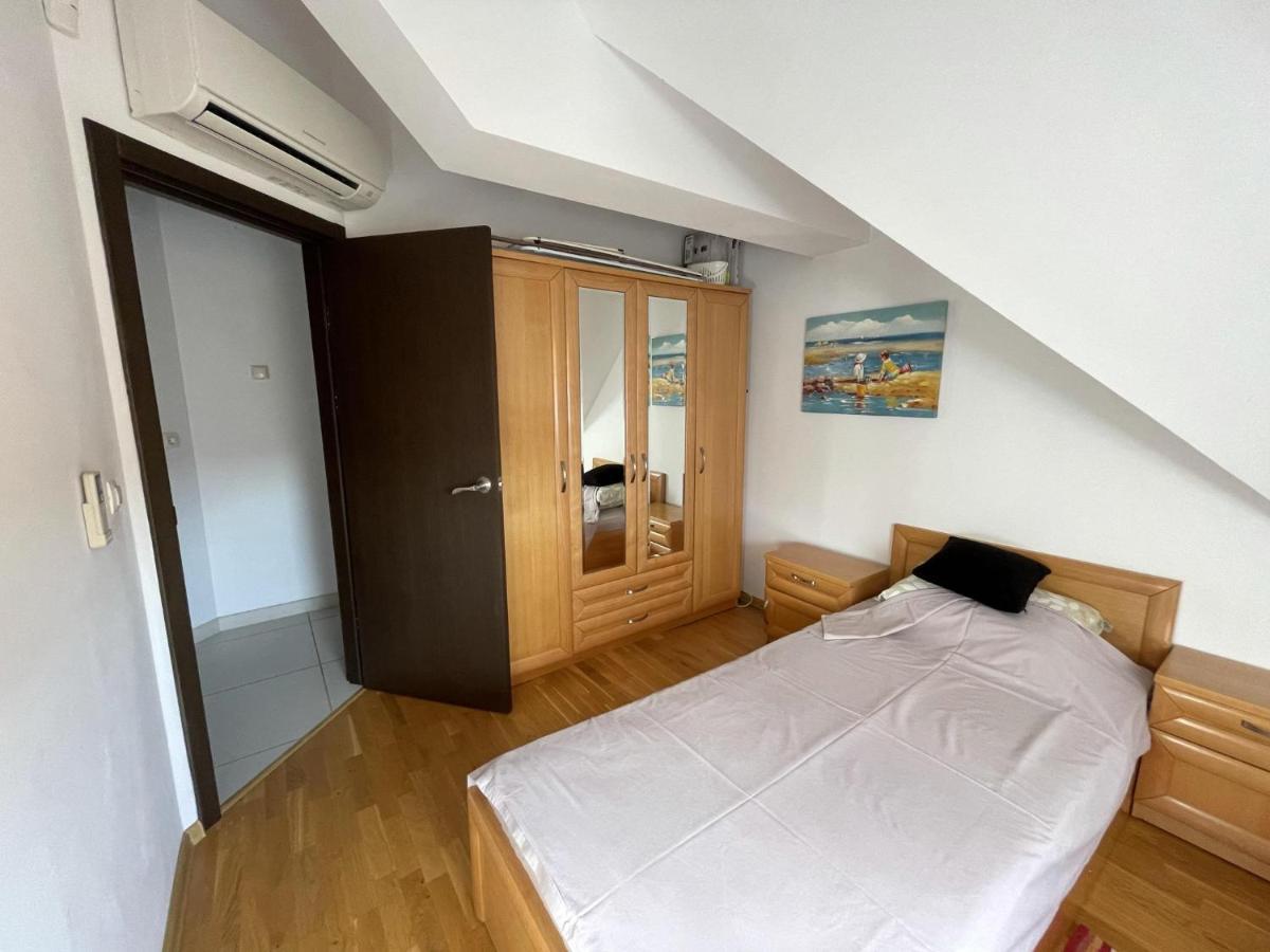 Stunning 2-Bed Apartment In Sea Resort Varna Saints Constantine and Helena Exterior photo